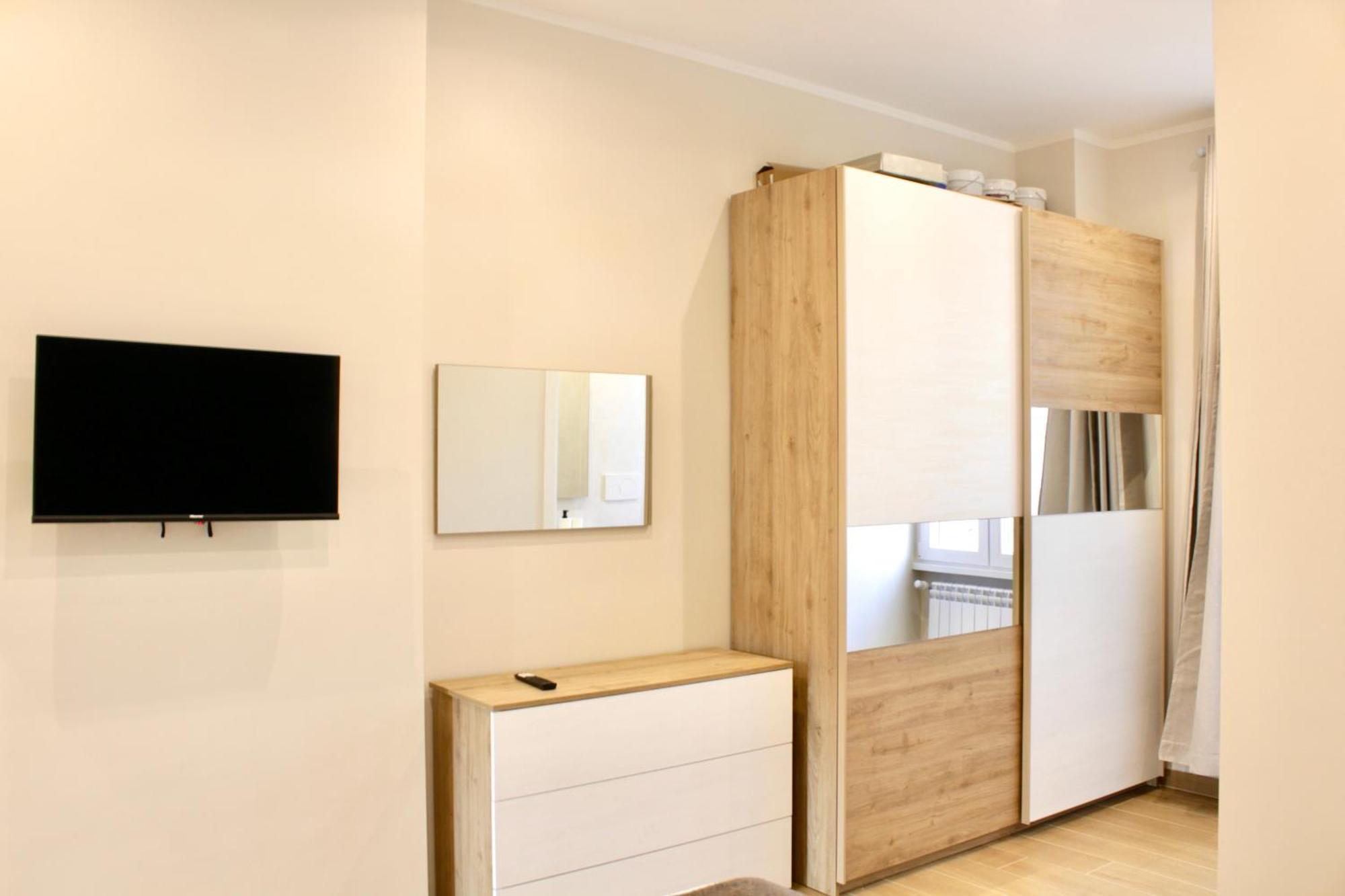 Hc - Miriam's Brand New In Vatican Apartamento *
